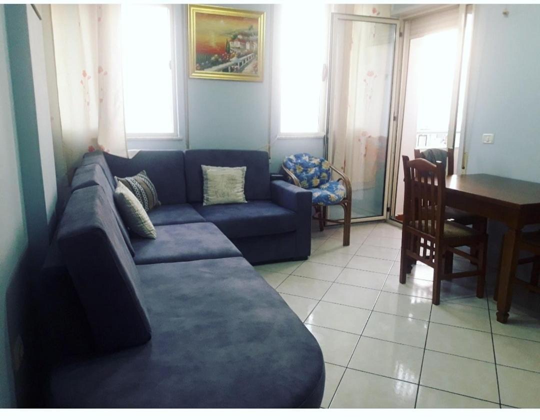 Seaside Apartment Best Durrës Esterno foto