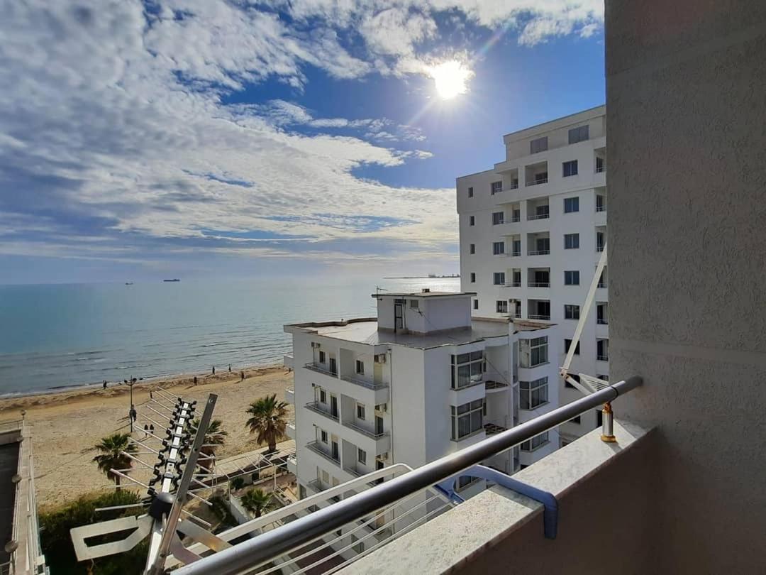 Seaside Apartment Best Durrës Esterno foto