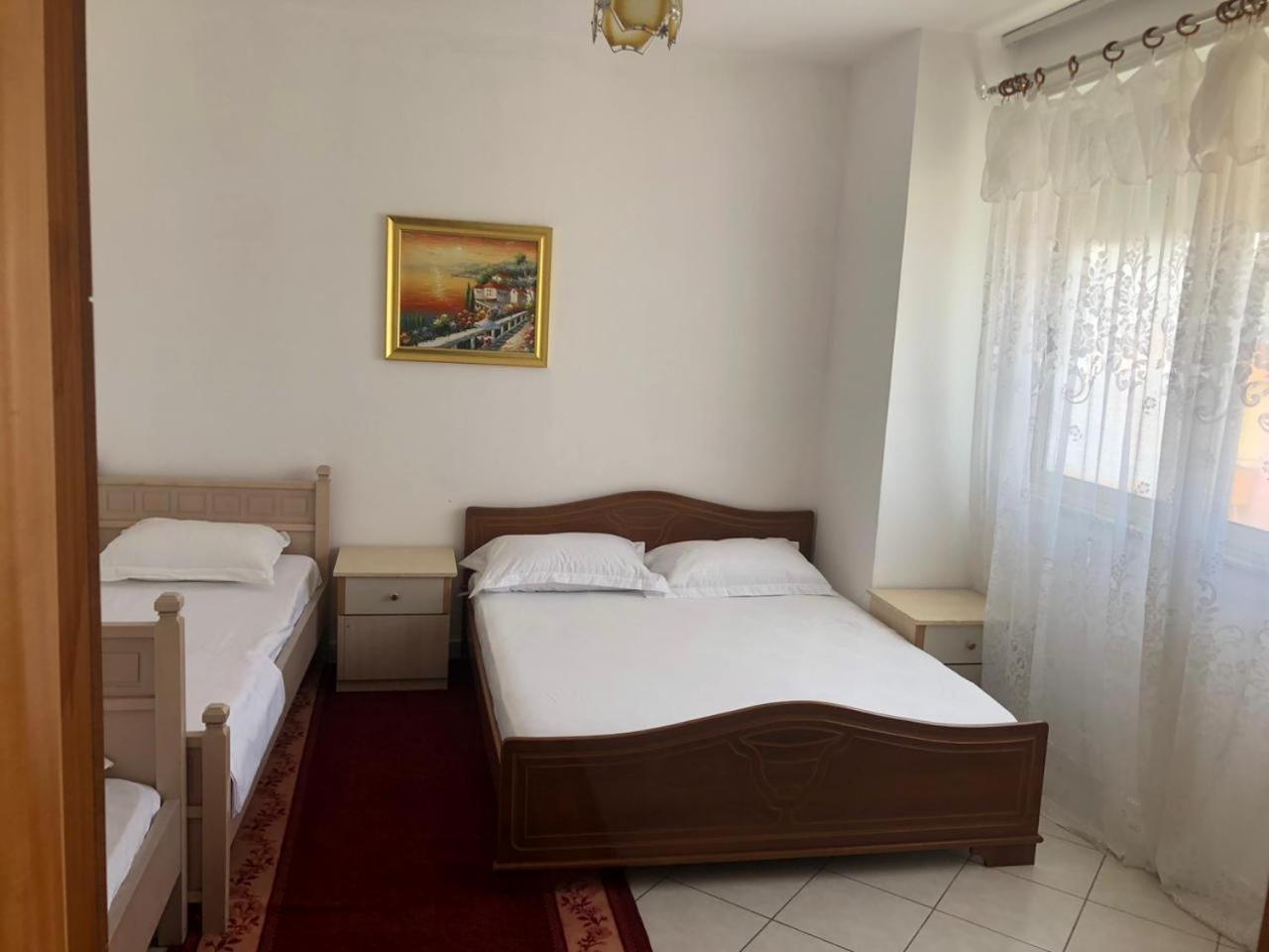 Seaside Apartment Best Durrës Esterno foto