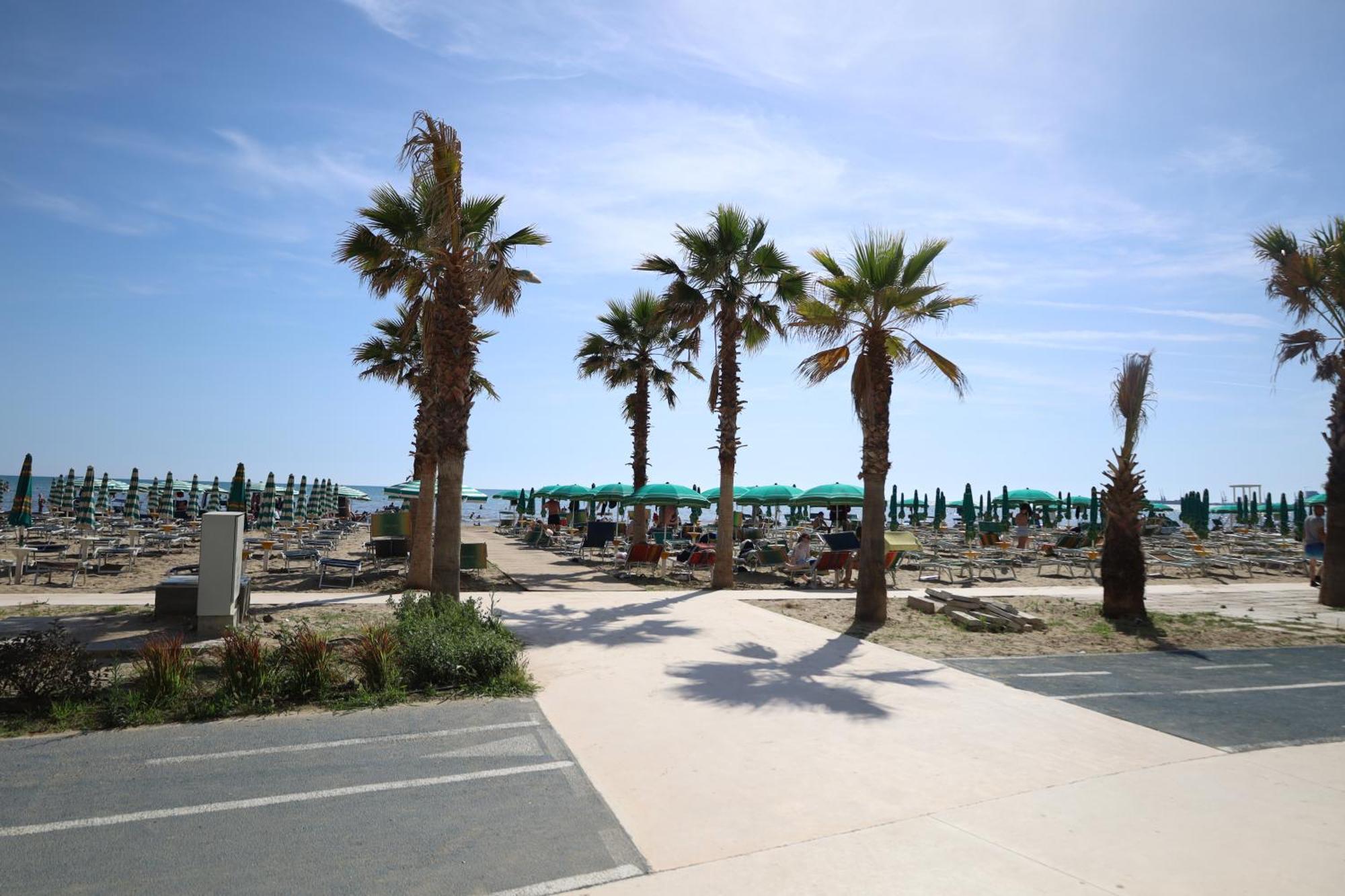 Seaside Apartment Best Durrës Esterno foto